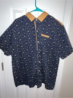 Men's Navy Short-Sleeve Floral Button-Down Shirt with Mustard Trim